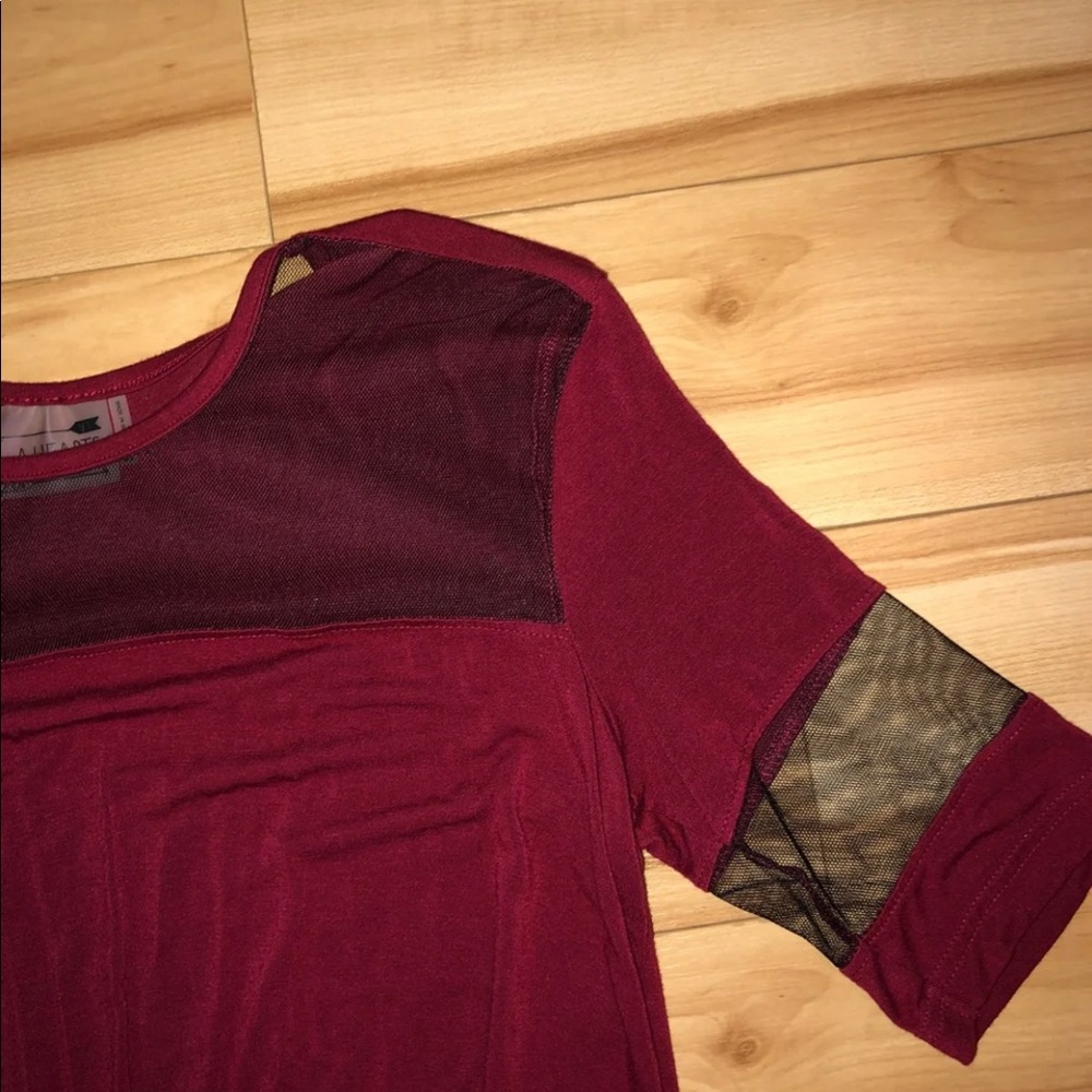 Top - Picture 2 of 3